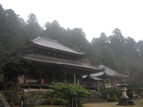 雨の日の弘仁寺